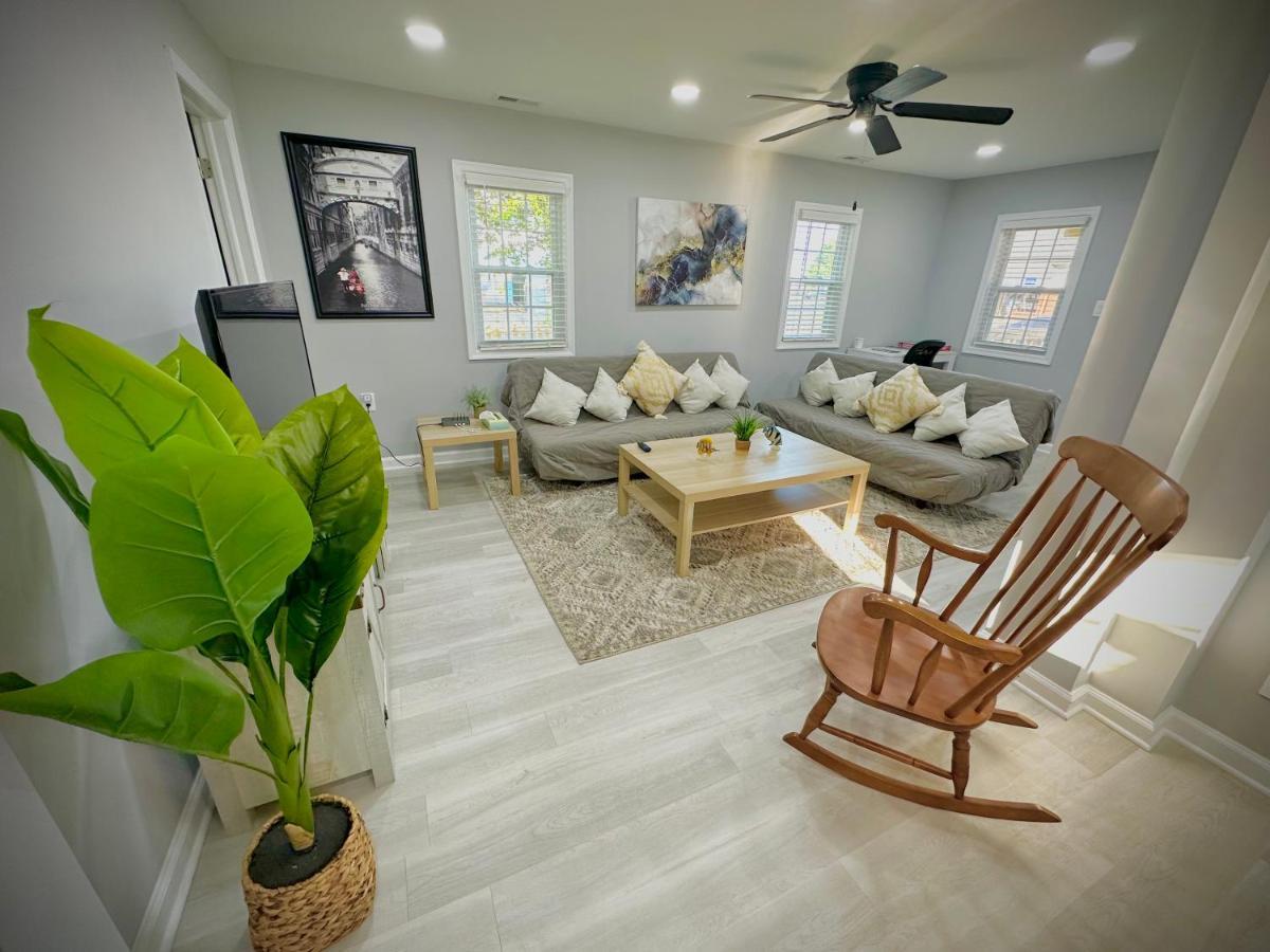 Cottage In Heart Of Colonial Beach, 7 Mins Walk To The Beach المظهر الخارجي الصورة