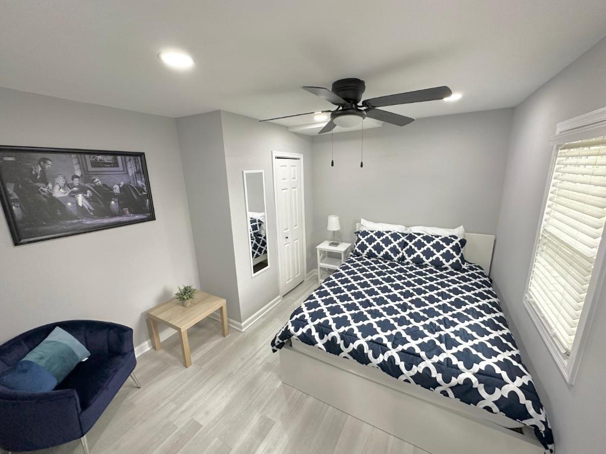 Cottage In Heart Of Colonial Beach, 7 Mins Walk To The Beach المظهر الخارجي الصورة